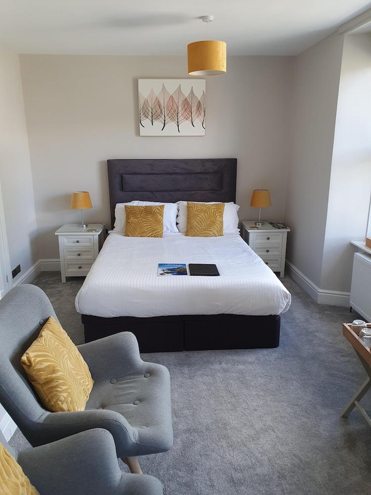 Number 80 Hotell Bowness-on-Windermere Exteriör bild